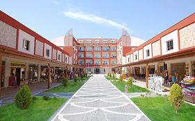 Side West Park Hotel